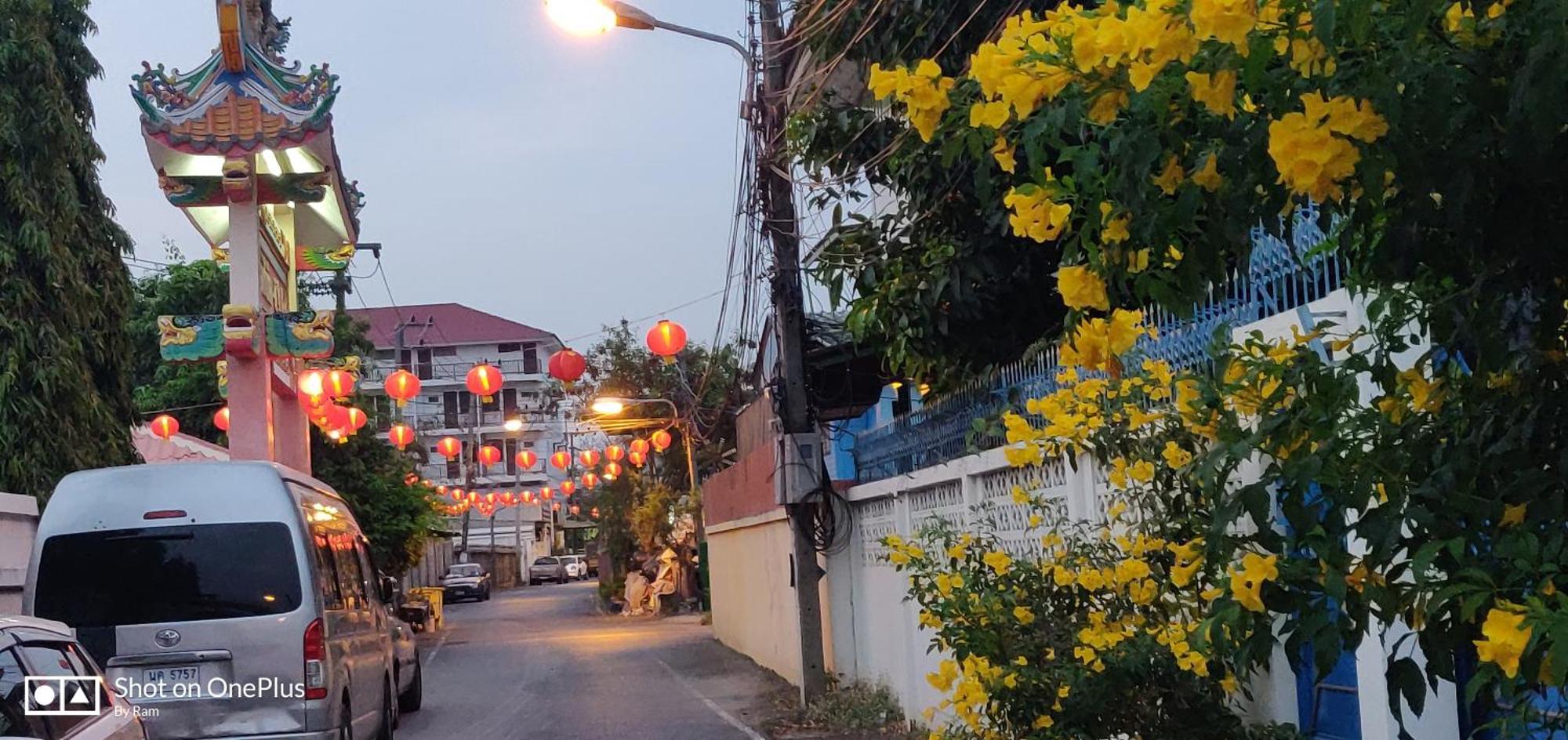 V House Hotell Ayutthaya Eksteriør bilde
