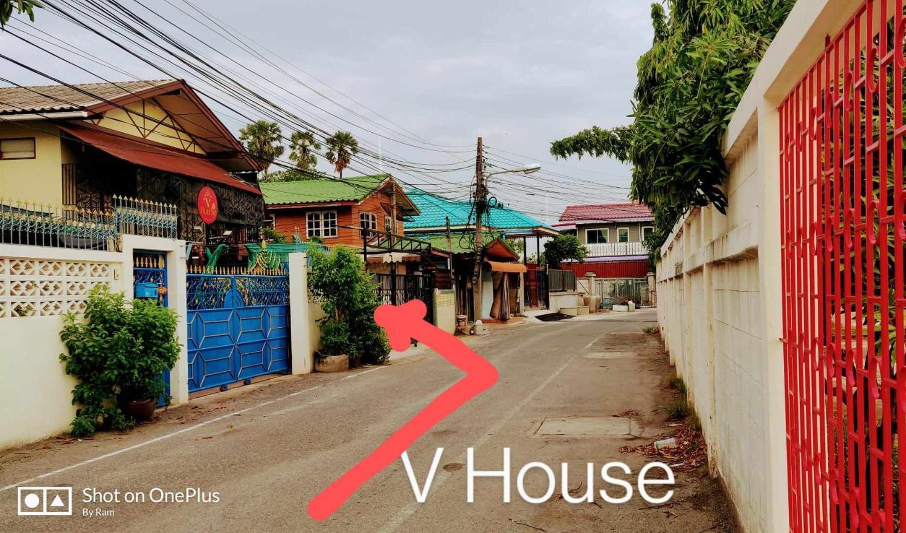 V House Hotell Ayutthaya Eksteriør bilde